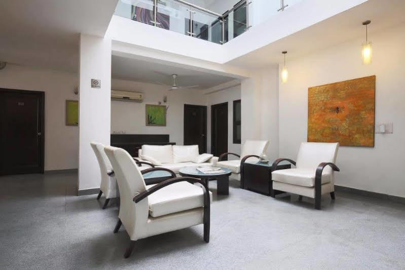 Fabhotel Anutham Saket New Delhi Exterior photo