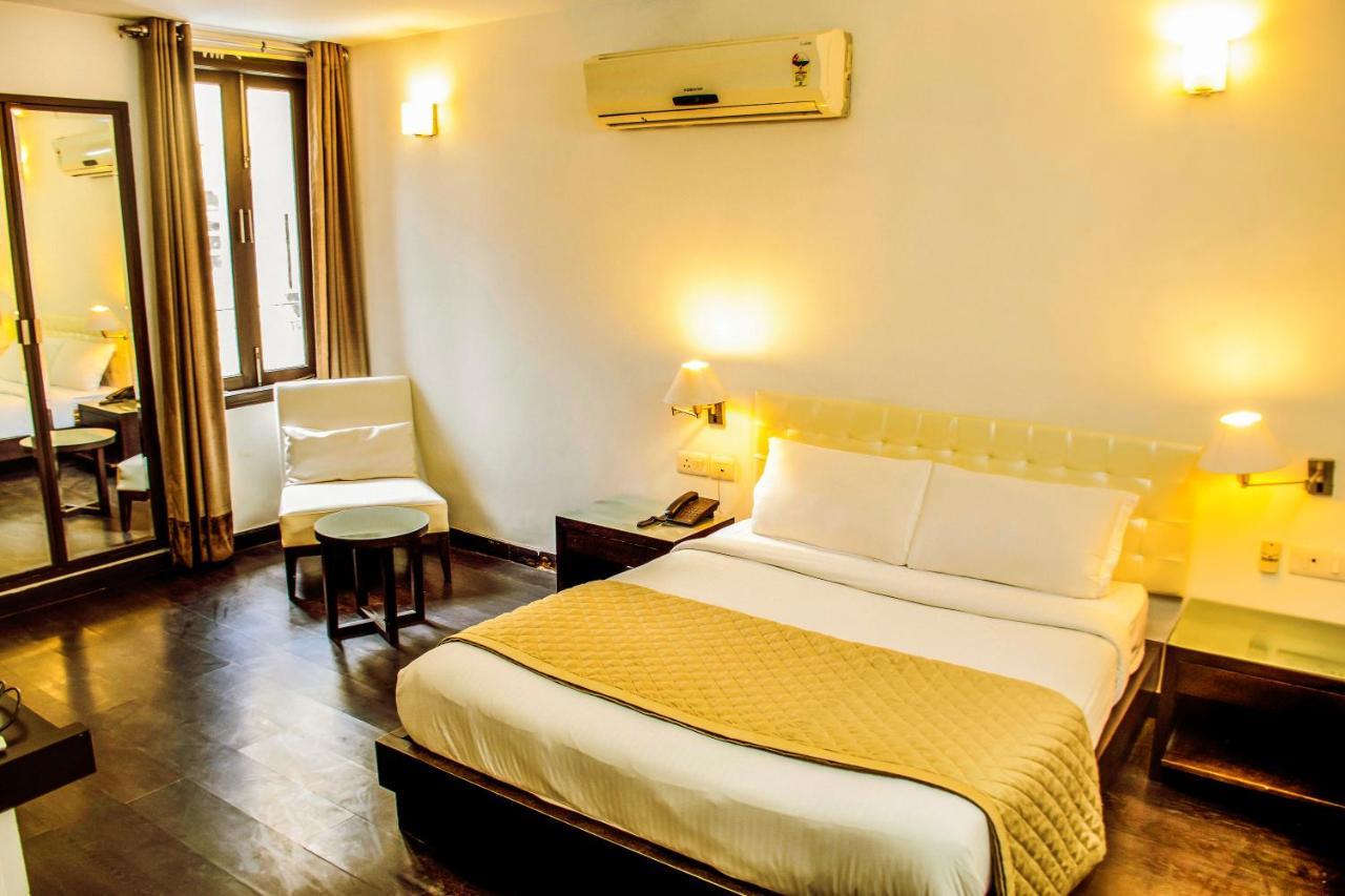 Fabhotel Anutham Saket New Delhi Exterior photo